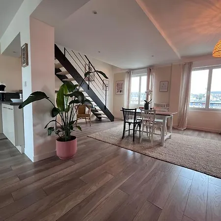 Le Saint Pierre Grand Duplex Hyper Centre, Port *