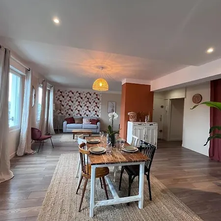 Le Saint Pierre Grand Duplex Hyper Centre, Port Caen